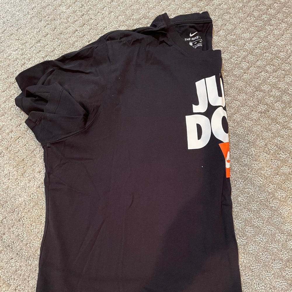 Nike Tee